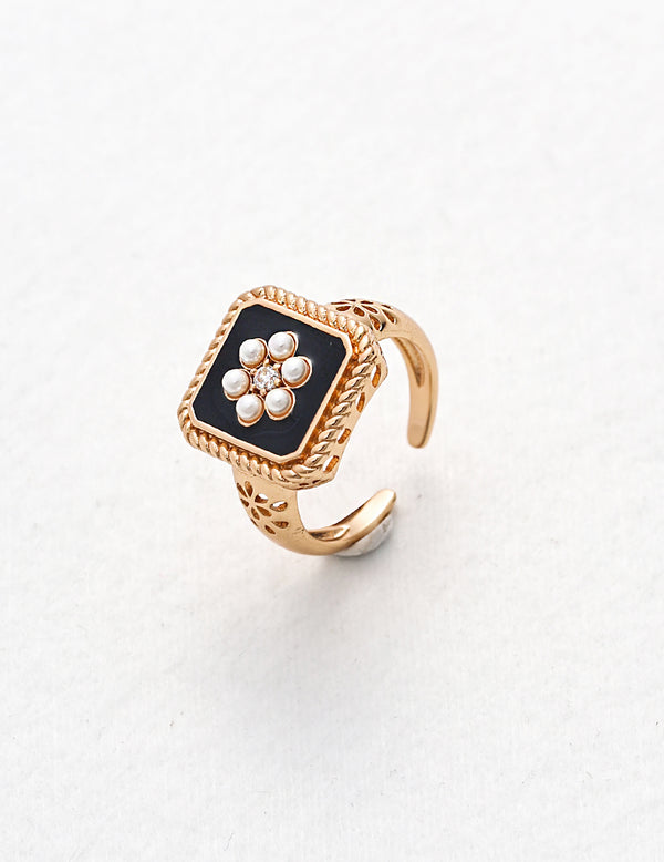 Nocturne Bloom Ring