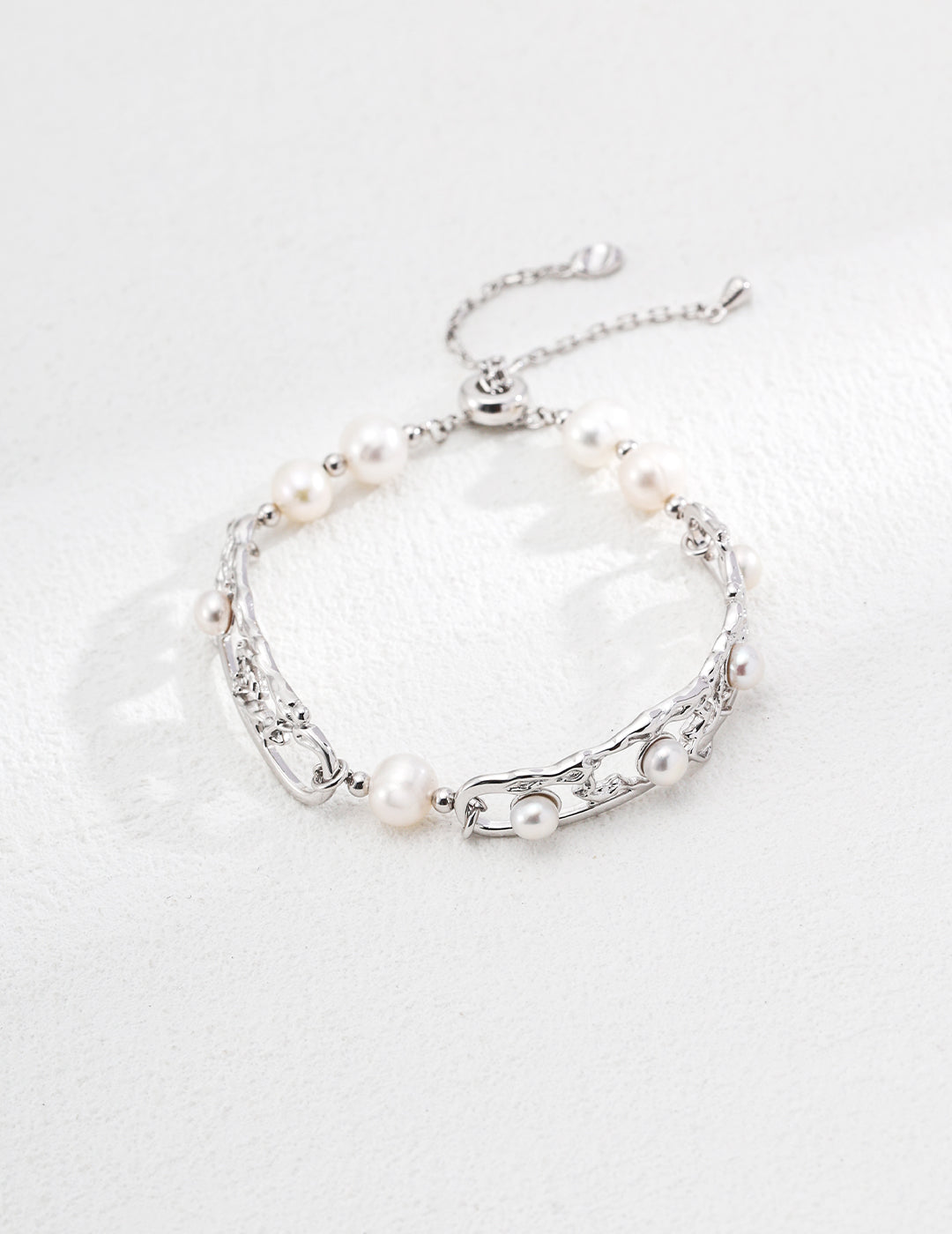 Winter Blossom Pearl Bracelet - Sterling Silver / 18K Gold Vermeil - Beau One